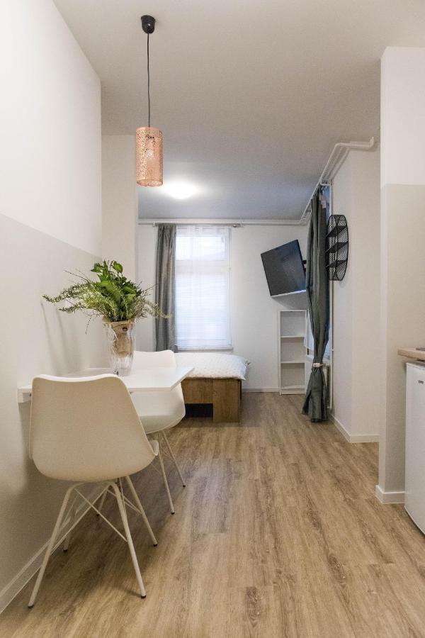 Jantar Apartmaji Novo Mesto Bagian luar foto