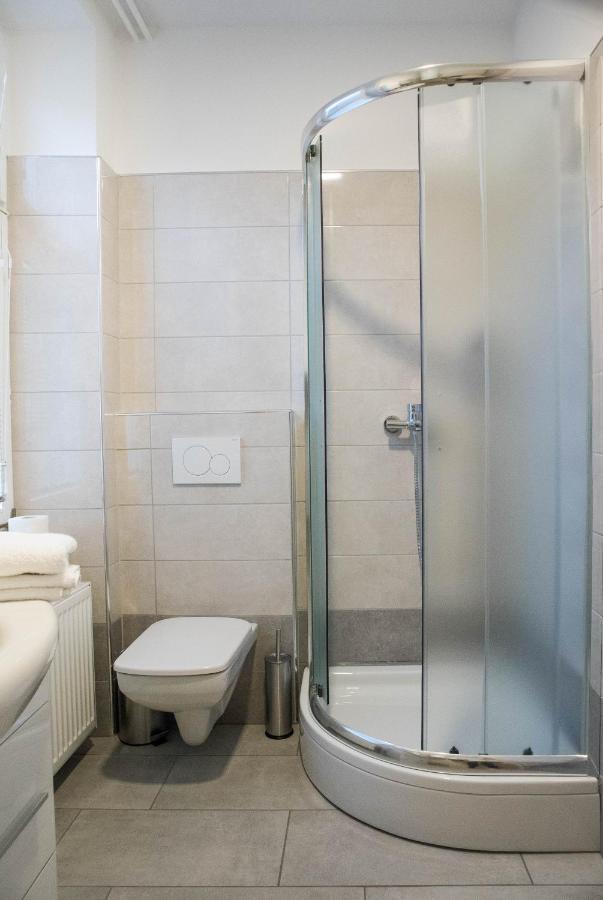 Jantar Apartmaji Novo Mesto Bagian luar foto